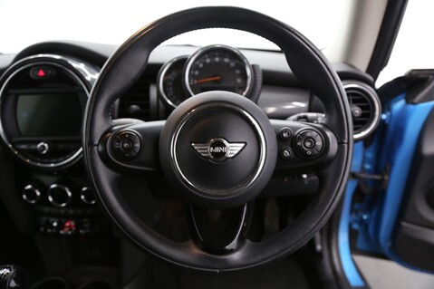 Mini Hatch COOPER 16