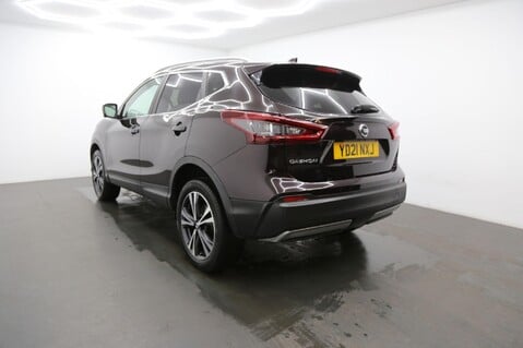 Nissan Qashqai DIG-T N-CONNECTA 6