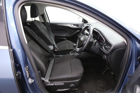 Ford Focus TITANIUM 20