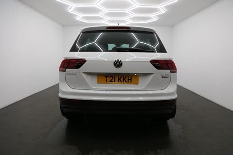 Volkswagen Tiguan SE NAV TDI BMT 4MOTION DSG 8