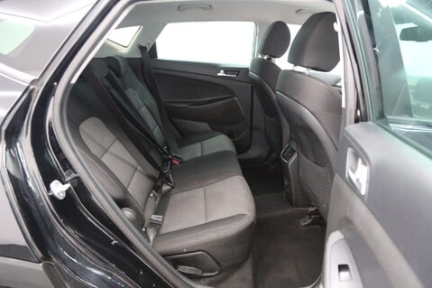 Hyundai TUCSON GDI SE NAV 23