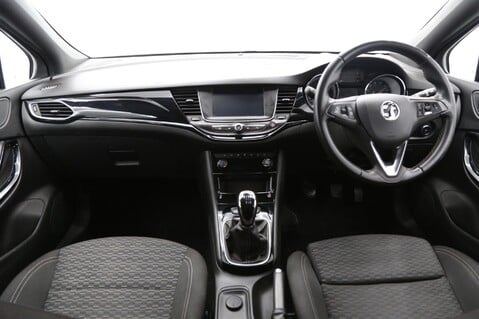 Vauxhall Astra SRI VX-LINE NAV S/S 11