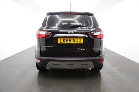 Ford Ecosport TITANIUM 8