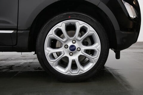 Ford Ecosport TITANIUM 26