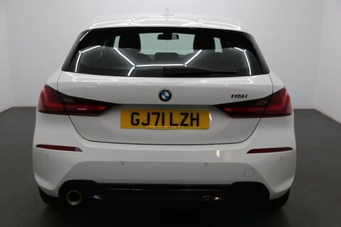 BMW 1 Series 118I SPORT 8