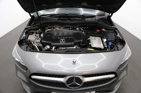 Mercedes-Benz B Class B 200 D AMG LINE PREMIUM 26