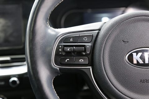 Kia Niro 4 PLUS 16