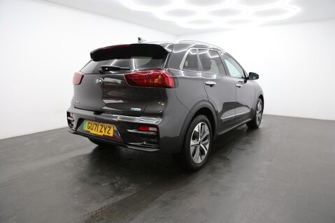 Kia Niro 4 PLUS 8