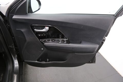 Kia Niro 4 PLUS 24