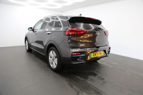 Kia Niro 4 PLUS 6