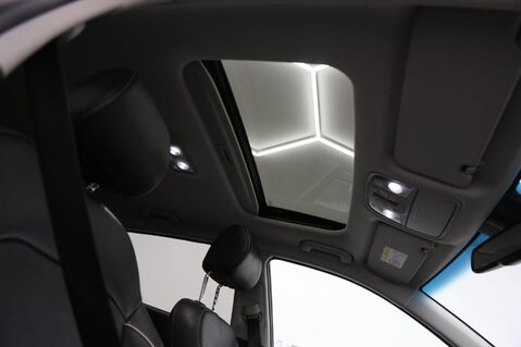 Kia Niro 4 PLUS 23