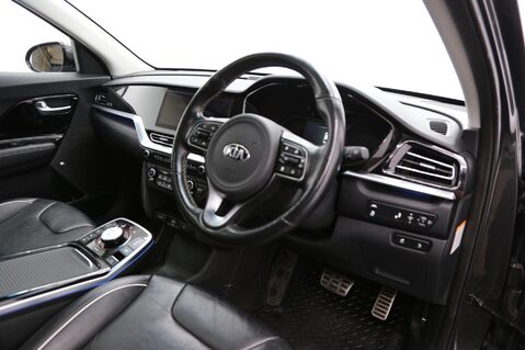 Kia Niro 4 PLUS 10