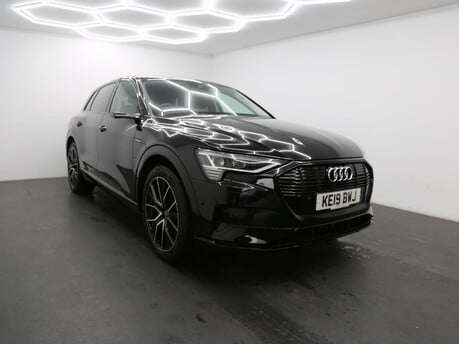 Audi E-Tron QUATTRO LAUNCH EDITION