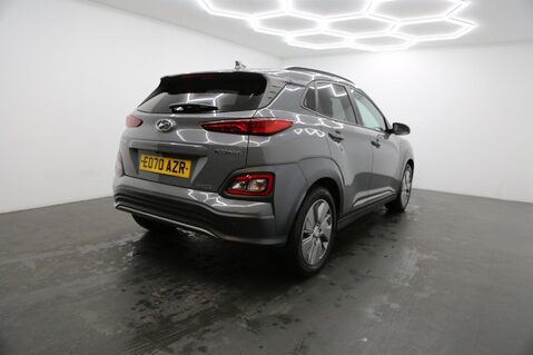 Hyundai KONA PREMIUM SE 5
