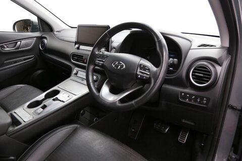 Hyundai KONA PREMIUM SE 9