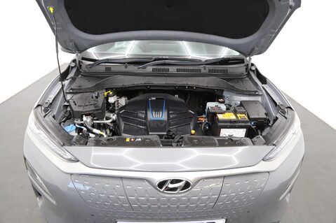 Hyundai KONA PREMIUM SE 26