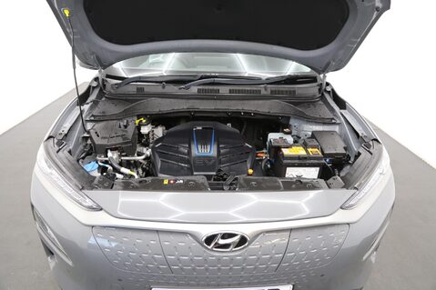 Hyundai KONA PREMIUM SE 26