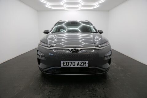 Hyundai KONA PREMIUM SE 2