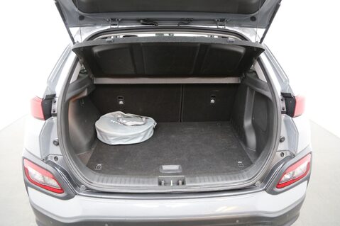 Hyundai KONA PREMIUM SE 28
