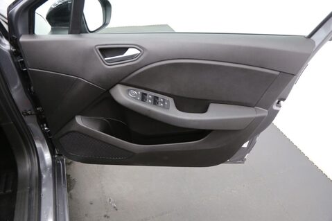 Renault Clio EVOLUTION TCE 19