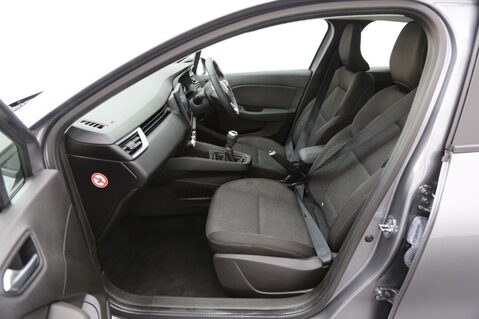 Renault Clio EVOLUTION TCE 23