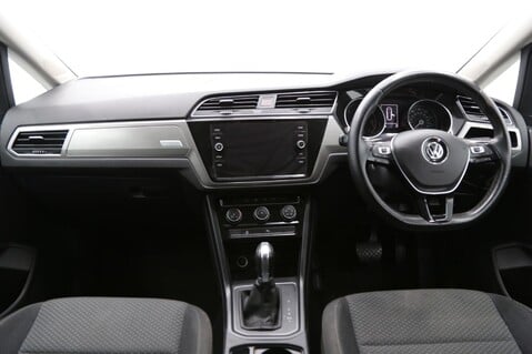 Volkswagen Touran SE TDI BLUEMOTION TECHNOLOGY DSG 9