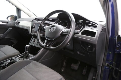 Volkswagen Touran SE TDI BLUEMOTION TECHNOLOGY DSG 21