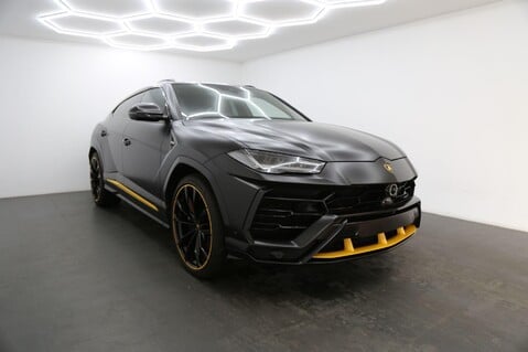 Lamborghini Urus 4.0 V8 BiTurbo Graphite Capsule Auto 4WD Euro 6 5dr 1