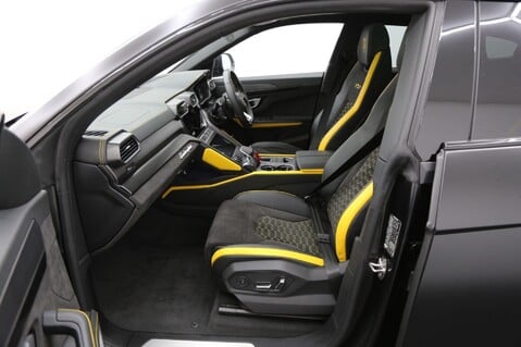 Lamborghini Urus 4.0 V8 BiTurbo Graphite Capsule Auto 4WD Euro 6 5dr 23