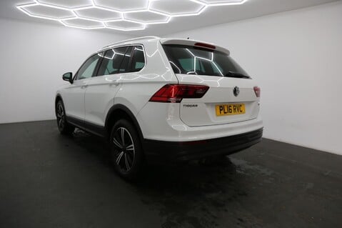 Volkswagen Tiguan SE NAV TDI BMT 4MOTION 7