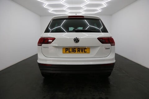 Volkswagen Tiguan SE NAV TDI BMT 4MOTION 6