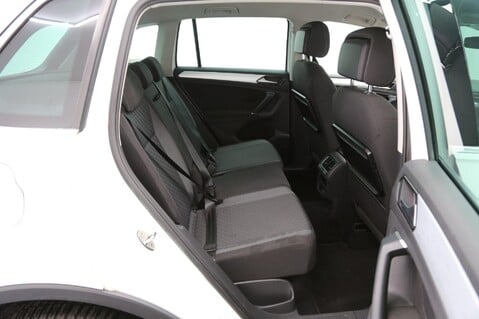 Volkswagen Tiguan SE NAV TDI BMT 4MOTION 22