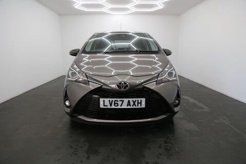 Toyota Yaris VVT-I DESIGN 2