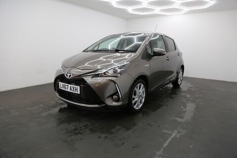 Toyota Yaris VVT-I DESIGN 3