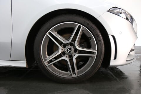 Mercedes-Benz A Class A 180 D AMG LINE PREMIUM 25