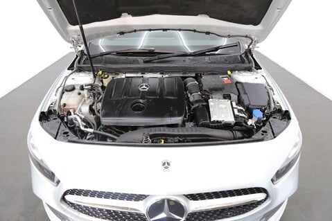 Mercedes-Benz A Class A 180 D AMG LINE PREMIUM 26