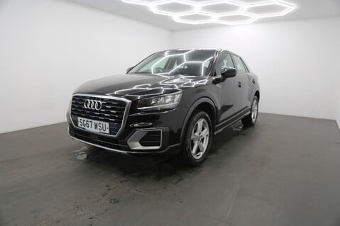 Audi Q2 TFSI SPORT 3