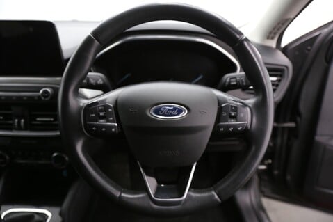 Ford Focus TITANIUM 10