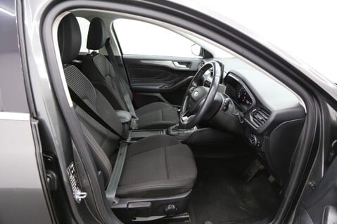 Ford Focus TITANIUM 20