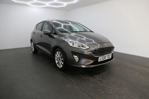 Ford Fiesta TITANIUM 1