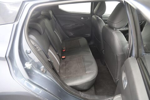 Nissan MICRA IG-T N-SPORT XTRONIC 12