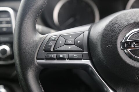 Nissan MICRA IG-T N-SPORT XTRONIC 20