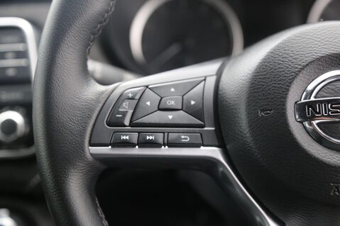 Nissan MICRA IG-T N-SPORT XTRONIC 20