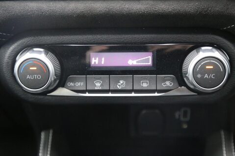 Nissan MICRA IG-T N-SPORT XTRONIC 22