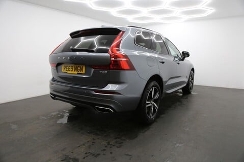 Volvo XC60 T5 R-DESIGN 5