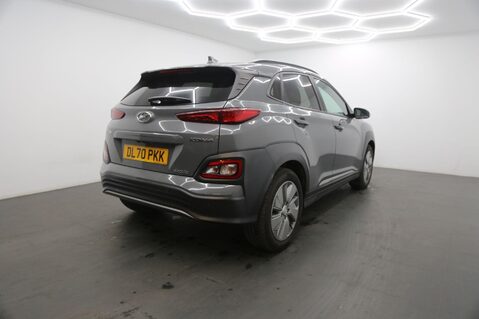 Hyundai KONA PREMIUM 7
