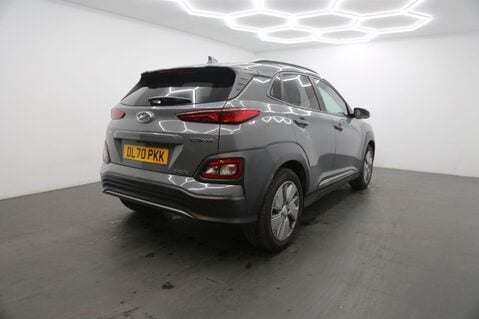 Hyundai KONA PREMIUM 7