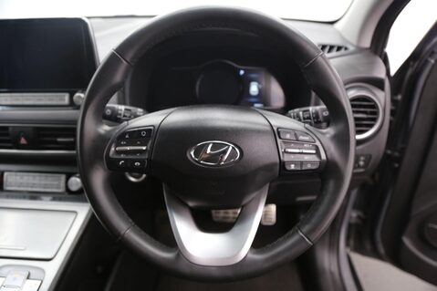 Hyundai KONA PREMIUM 14