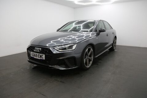 Audi A4 TFSI S LINE BLACK EDITION 3