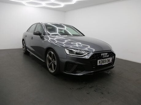 Audi A4 TFSI S LINE BLACK EDITION